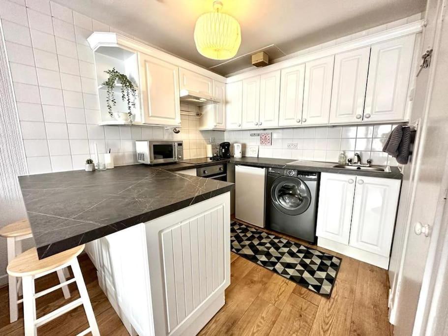 Appartement Centre Hidden Hideout For 2 *